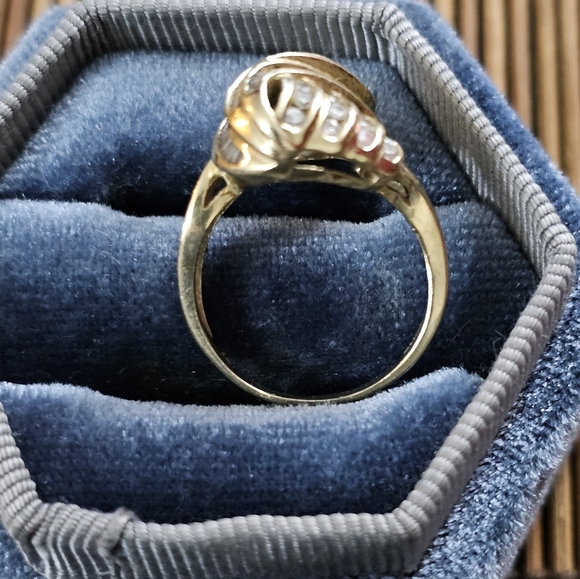 14k Diamond Yellow Gold Ring